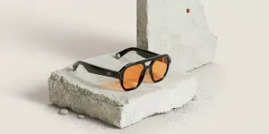 德国设计眼镜品牌 L'Atitude 52&deg;N 旗下 Berlin 智能眼镜正式开售：449 美元，12MP 索尼传感器，续航可达 6 小时