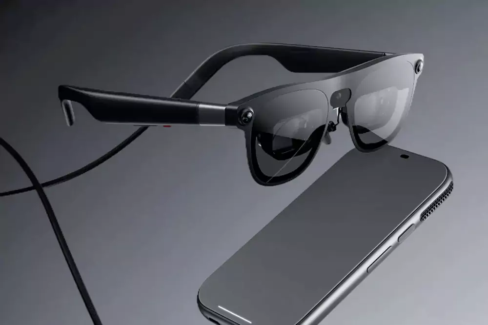全球预约破万：XREAL AURA 成首款搭载 Android XR 系统的 AR 眼镜