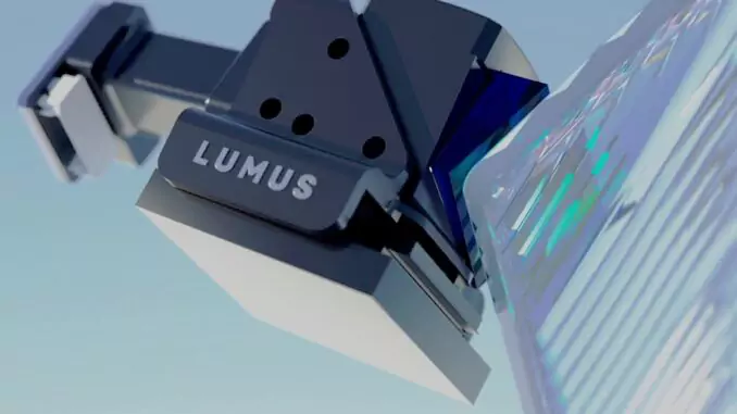 AR 光机供应链向中国转移：Lumus 签约水晶光电扩产 20&deg;-70&deg; 波导